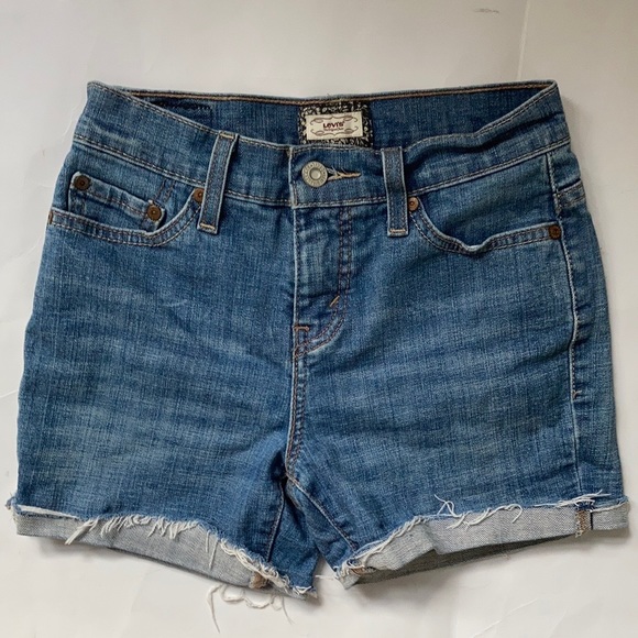 Levi’s Cutoff Shorts